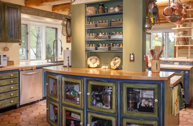 Abiquiu Land Northern New Mexico Real Estate Ann McDaniel 505 6854646