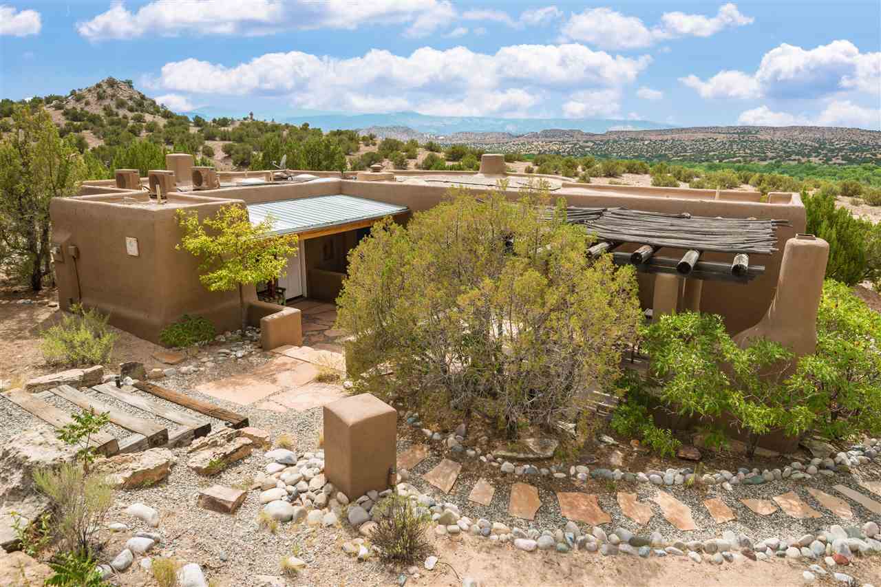 Abiquiu Land Northern New Mexico Real Estate Ann McDaniel 505 6854646
