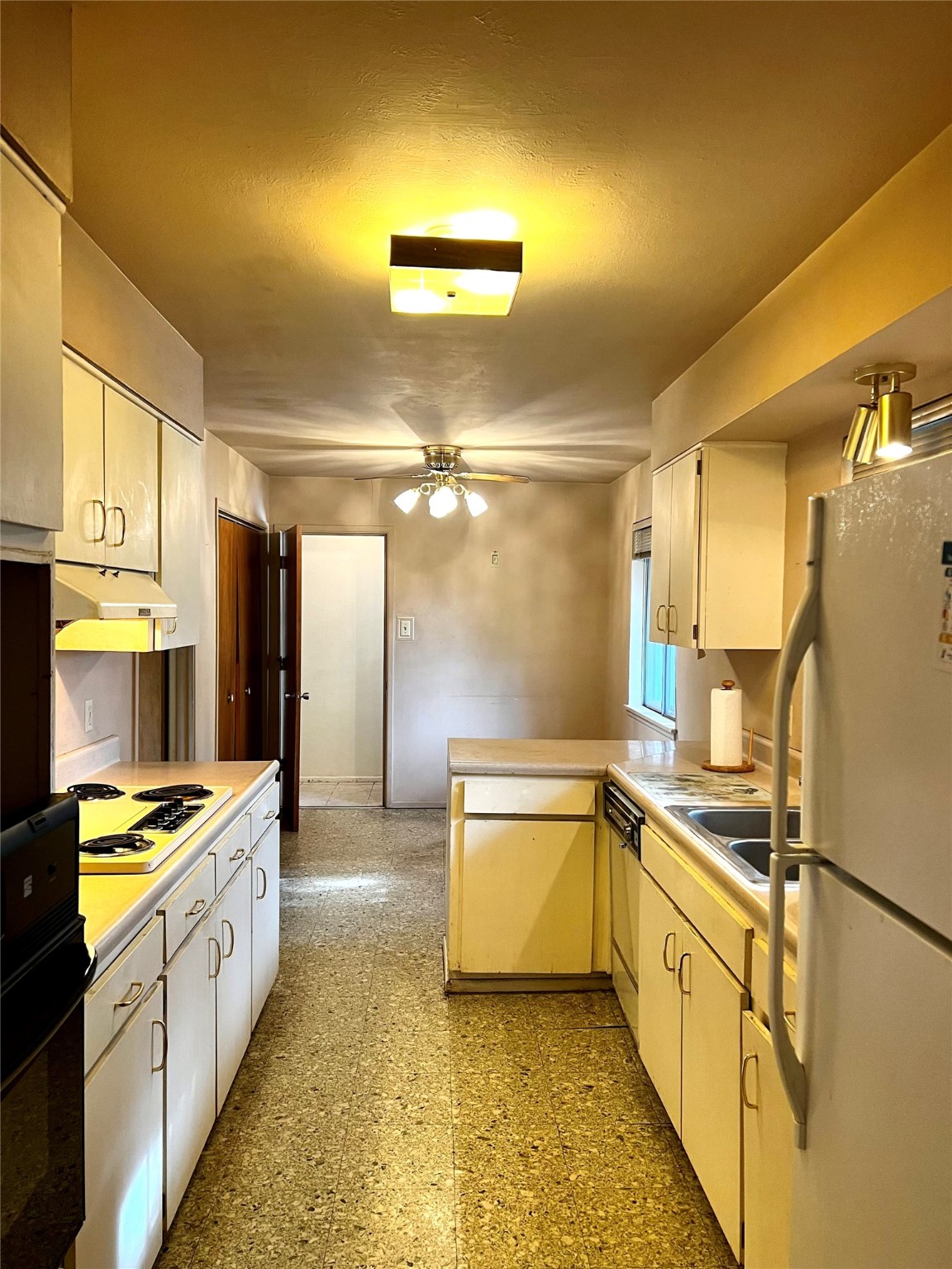 Abiquiu Land Northern New Mexico Real Estate Ann McDaniel 505 6854646